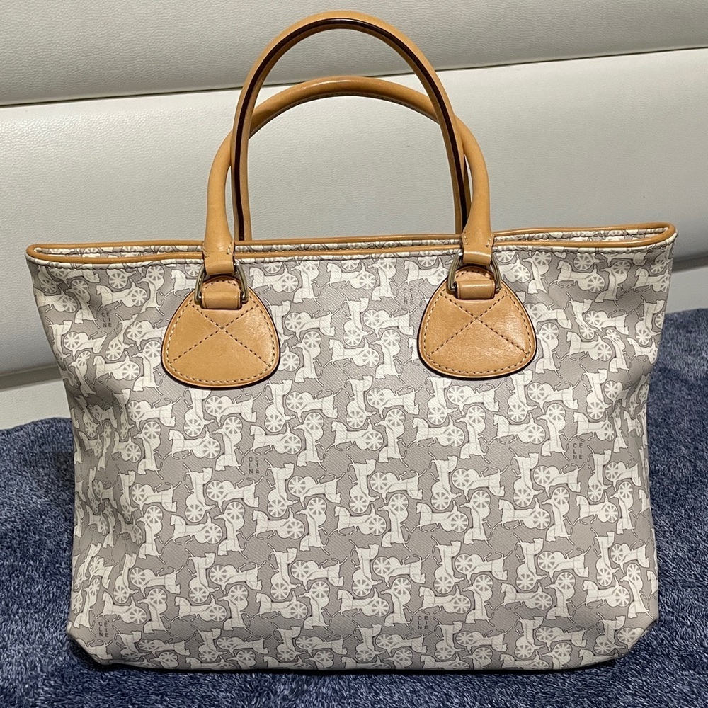 Celine PVC Handbag - Picture 3 of 15